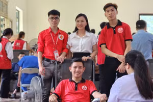 Sinh viên TNUT lan tỏa tinh thần hiến máu tình nguyện.