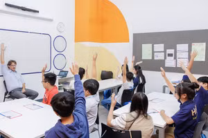 Khóa học hè nửa ngày nhằm giảm áp lực và cho trải nghiệm mùa hè trọn vẹn hơn con tại Hội Đồng Anh được nhiều phụ huynh đánh giá cao