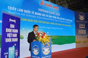  Ông Nguyễn Quang Trí – Giám đốc điều hành Marketing Vinamilk – phát biểu tại sự kiện khai mạc Triển lãm quốc tế ngành sữa và sản phẩm sữa 2024.
