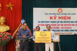 Hội Khuyến học huyện Gio Linh nhận hơn 1 tỷ đồng kinh phí hỗ trợ cho các em học sinh có hoàn cảnh đặc biệt khó khăn từ T&T Group