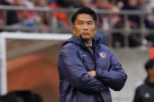 Lý lịch 'không phải dạng vừa' của tân thuyền trưởng Hà Nội FC