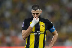 Benzema ‘nổi loạn’ tại Ả Rập Xê-út 