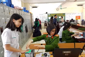 Tới đây, khi đề xuất được thực hiện người dân đến làm thẻ CCCD sẽ không phải thực hiện tờ khai.