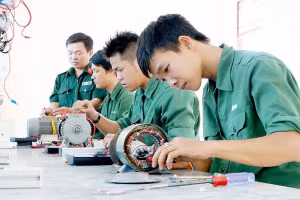 Đào tạo nghề cho quân nhân xuất ngũ là nội dung cần được quan tâm. Ảnh minh họa