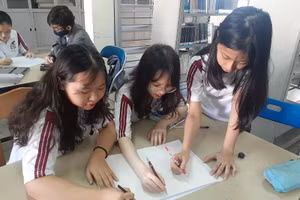 Học sinh Trường THPT Trần Đại Nghĩa, Cần Thơ tích cực học tập trước Kỳ thi tốt nghiệp THPT năm 2022.