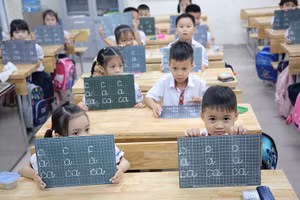 Cần chú trọng rèn kỹ năng cho trẻ trước khi vào lớp 1. Ảnh minh họa: Thế Đại 