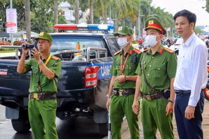 Cần Thơ tăng cường đảm bảo trật tự an toàn giao thông dịp lễ 30/4-1/5. Ảnh: Anh Hào.