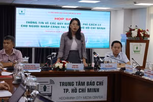 Phó Giám đốc Sở Du lịch TP.HCM Nguyễn Thị Ánh Hoa phát biểu tại họp báo. (Ảnh: TTBC)