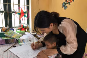 Giáo viên đã thể hiện tinh thần trách nhiệm cao.