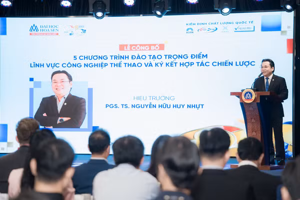 Hiệu trưởng Trường ĐH Hoa Sen (HSU) chính thức công bố 5 chương trình đào tạo trọng điểm thuộc lĩnh vực Công nghiệp Thể thao.