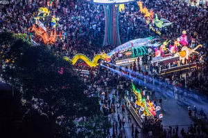 Mô hình đèn Trung thu tại Lễ hội Thành Tuyên.