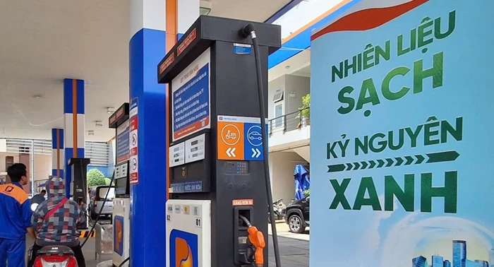 Người dân cần tiết kiệm năng lượng, ưu tiên sử dụng phương tiện giao thông "xanh".