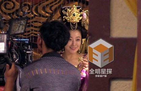 Rò rỉ tạo hình Võ Tắc Thiên của Kim Hee Sun - Ảnh 4 Ro ri tao hinh Vo Tac Thien cua Kim Hee Sun - Anh 4