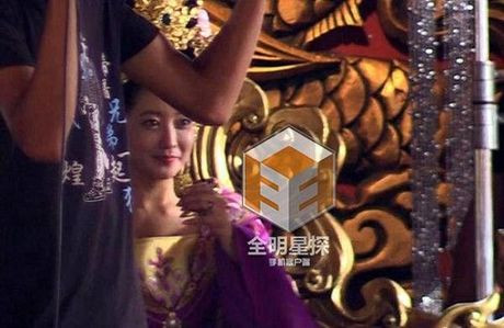 Rò rỉ tạo hình Võ Tắc Thiên của Kim Hee Sun - Ảnh 2 Ro ri tao hinh Vo Tac Thien cua Kim Hee Sun - Anh 2