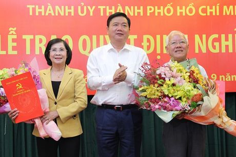 Hai nguyên lãnh đạo TP.HCM chính thức nghỉ hưu - Ảnh 2 Hai nguyen lanh dao TP.HCM chinh thuc nghi huu - Anh 2