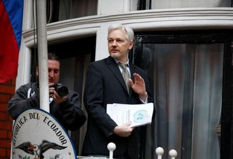 Assange cho biết WikiLeaks sẽ chia sẻ dữ liệu Assange cho biet WikiLeaks se chia se du lieu