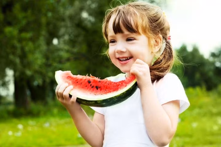 Trẻ em có thể ăn dưa hấu không?