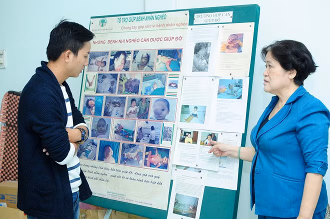 Con nuôi Hoài Linh mang 250 triệu tiền thưởng làm từ thiện