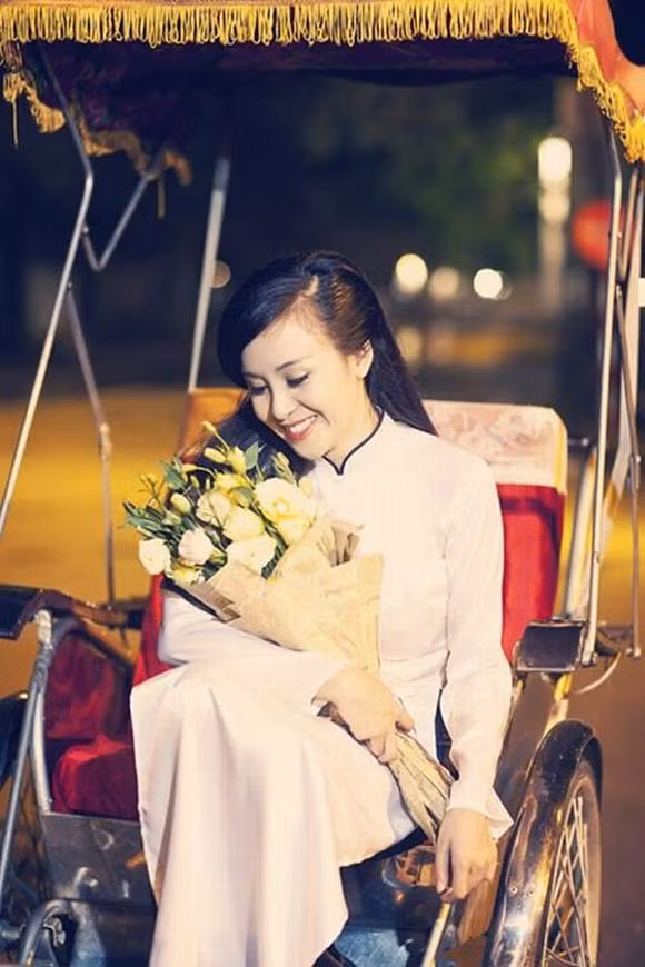ba tung, quan ly ba tung, quan ly cu ba tung, ba tung ngoan hien, ba tung va quan ly, huyen anh, trang lucy