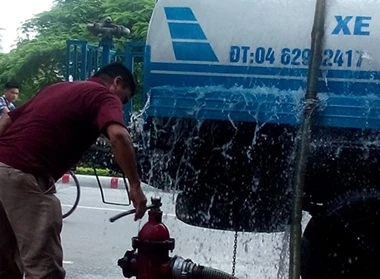 Hà Nội thử lại mẫu nước nhiễm asen