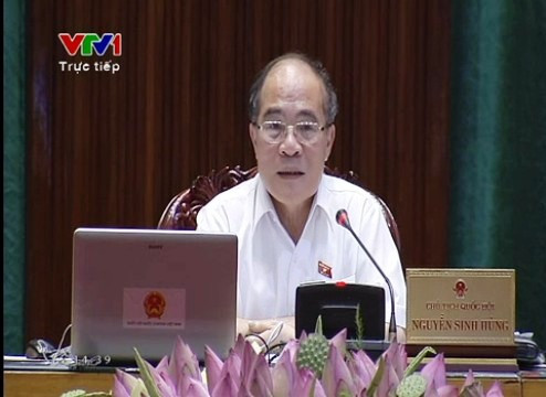 Chủ tịch Quốc hội Nguyễn Sinh Hùng điều hành phiên chất vấn Chủ tịch Quốc hội Nguyễn Sinh Hùng điều hành phiên chất vấn