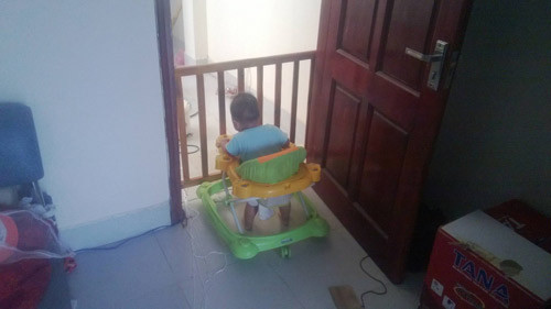 Chuồng cọp nhà tầng bảo vệ con với ngã ảnh 3 Muôn