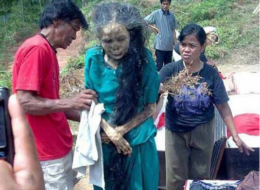 Bí ẩn loại bột khiến người chết hoạt động vô thức