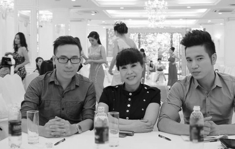 người đẹp, khuất tất, thi chui,