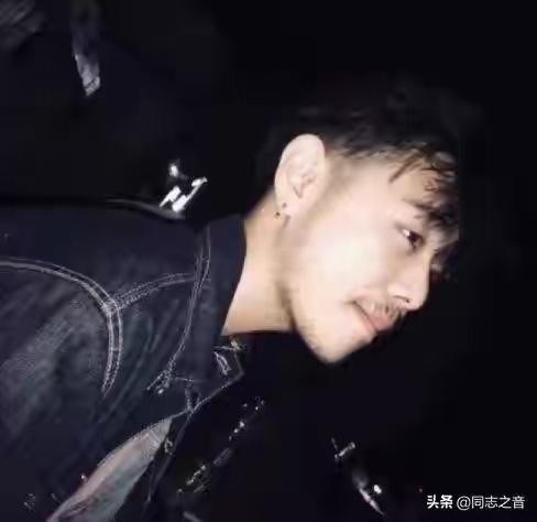 Soái ca, soái tỷ TikTok bị lộ ảnh qua cam thường "đẹp đến... xuất quỷ" ảnh 18