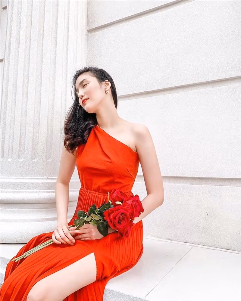 Mang thai tăng 13kg, Lan Khuê lấy lại vóc dáng thon gọn bằng cách nào? ảnh 9