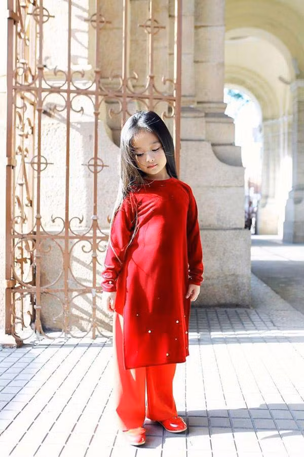 Dù còn nhỏ nhưng Bảo Ngọc đã sở hữu khối tài sản khổng lồ với thành tích tham gia showbiz đáng ngưỡng mộ.