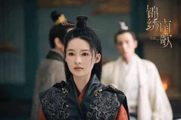 Xao xuyến trước nhan sắc "chim sa cá lặn" của Lý Thấm ảnh 8