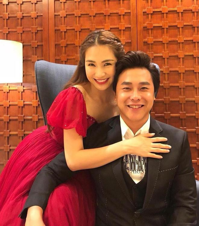 Lộ diện mẹ chồng tương lai quyền lực của Hòa Minzy-1