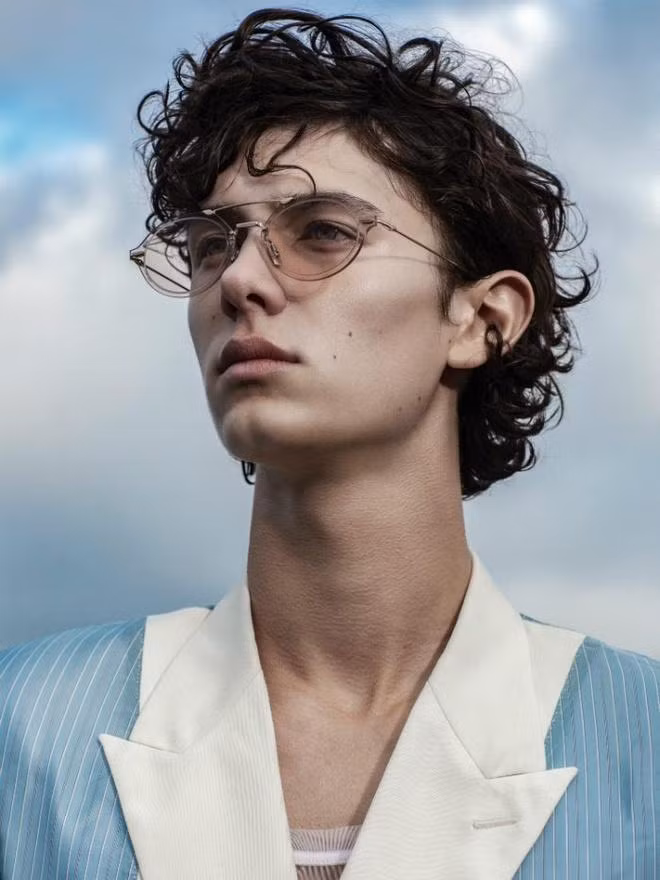 Cần gì cổ tích, đời thực vẫn đầy hoàng tử đẹp trai, giàu có khó ai sánh bằng đó thôi!-7