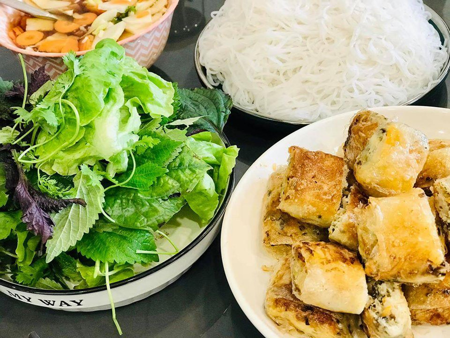 Món bún nem hải sản mùa nào ăn cũng ngon. Món bún nem hải sản mùa nào ăn cũng ngon.