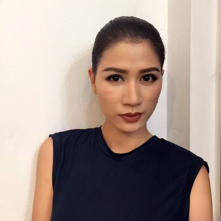 Trang Trần từng cho biết, hoạt động nghệ thuật là ước mơ cả đời nhưng không giúp cô có được cuộc sống ổn định. Quyết định dừng lại và tập trung cho kinh doanh là bước đi sáng suốt và đã giúp cô có vài căn nhà cho thuê, dư dả hơn trước rất nhiều. Cũng nhờ có thu nhập mà Trang Trần có thể lo chu đáo cho gia đình và tham gia các hoạt động thiện nguyện xã hội.