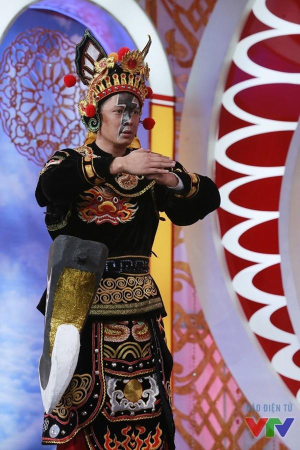 Thiên Lôi trong Táo Quân: Người như soái ca, người xấu đau đớn ảnh 11 Thiên Lôi trong Táo Quân: Người như soái ca, người xấu đau đớn ảnh 11