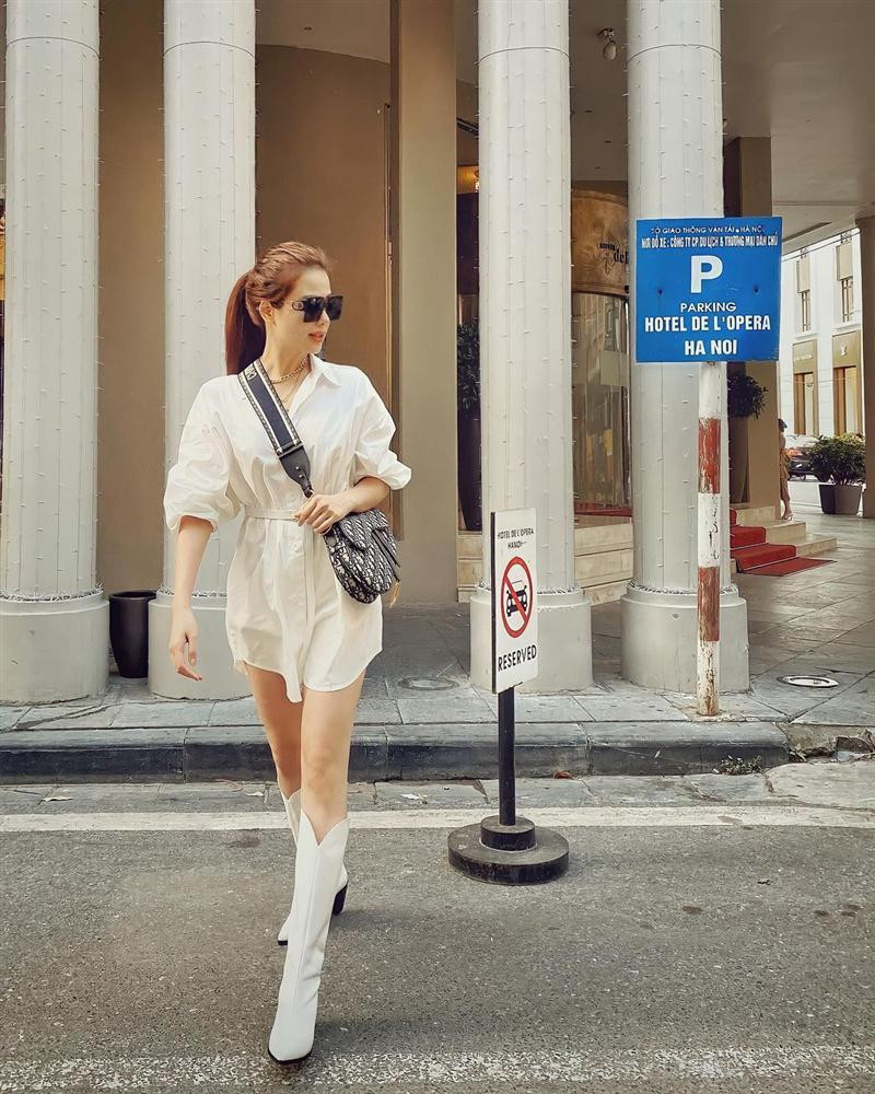 ‘Học lỏm’ chiêu mix đồ với boots cao cổ từ Ngọc Trinh, Hà Tăng-7