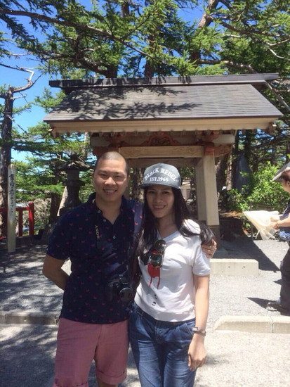 Hải Anh đang đưa bà xã Minh Nguyệt đi nghỉ hè ở Nhật Bản. Hải Anh đang đưa bà xã Minh Nguyệt đi nghỉ hè ở Nhật Bản.