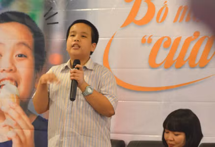 Dịch giả nhí Đỗ Nhật Nam giao lưu với độc giả về giáo dục giới tính