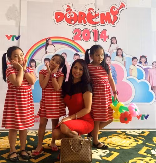 Hồ Ngọc Hà một mình đi ăn chè giữa đêm - 8