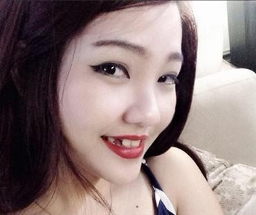 4 thiếu nữ tay không đối mặt cướp khiến dân mạng nể phục