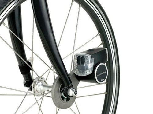 Sạc pin từ đạp xe.