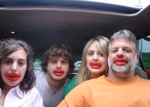 Chùm ảnh hài hước "khó đỡ" về gia đình ảnh 2