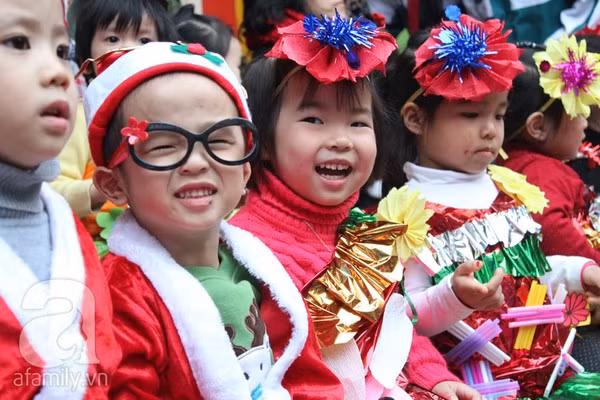 “Ngày đầu con đi học, mẹ nước mắt nhạt nhòa!” 1