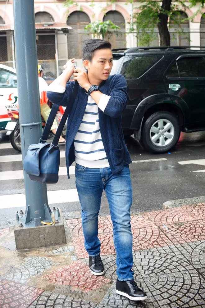 Con nuôi Hoài Linh mang 250 triệu tiền thưởng làm từ thiện