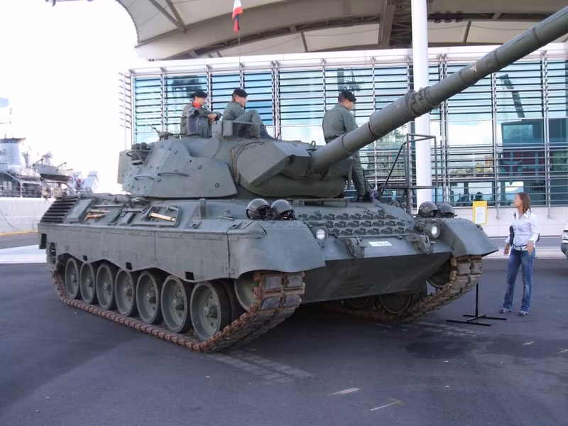 Thụy Sĩ 'dội gáo nước lạnh' vào hy vọng nhận xe tăng Leopard 1A5