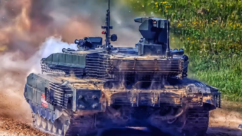 Xe tăng T-90M Proryv là phiên bản hiện đại hóa từ T-90A Vladimir, bản sửa đổi này lần đầu tiên được trình bày trước công chúng tại Diễn đàn Kỹ thuật Quân sự Quốc tế Army 2018. Ukraine thu giữ xe tăng T-90M để thay thế chiếc Challenger 2 bị phá hủy?