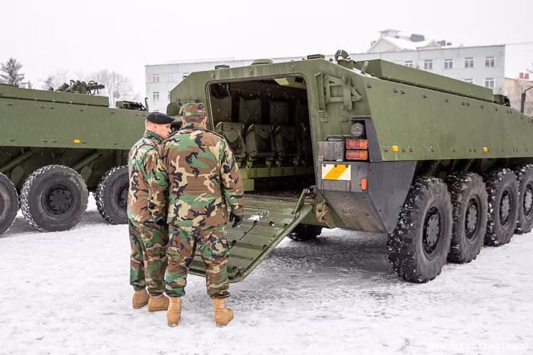 Trong khi đó Tiểu đoàn gìn giữ hòa bình số 22 là một thành phần của Quân đội Quốc gia Moldova, đơn vị trên đã tham gia tích cực vào các hoạt động gìn giữ hòa bình và sứ mệnh nhân đạo trên khắp thế giới. Quân đội Moldova đưa lực lượng tinh nhuệ nhất tới sát Transnistria