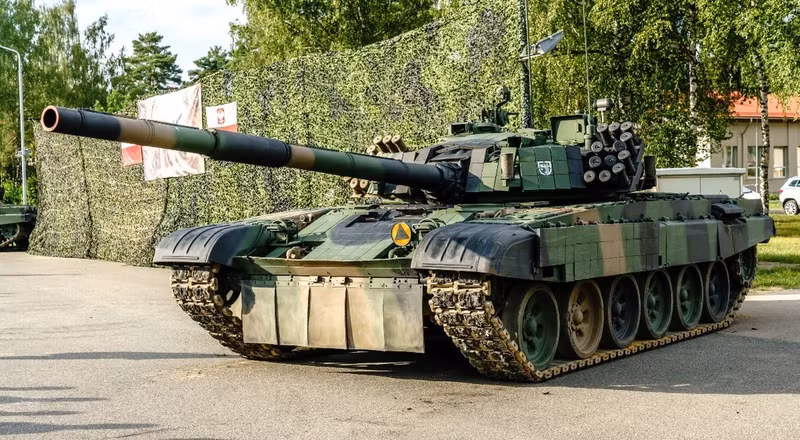 Sau đó vào tháng 10/2023, theo trang web LostArmour, một chiếc PT-91 Twady khác trong tay Lực lượng vũ trang Ukraine đã bị phá hủy gần Kleshcheevka thuộc Cộng hòa nhân dân Donetsk tự xưng (DPR). Nhóm tác chiến mạnh với xe tăng PT-91 đang tiến về Zaporozhye